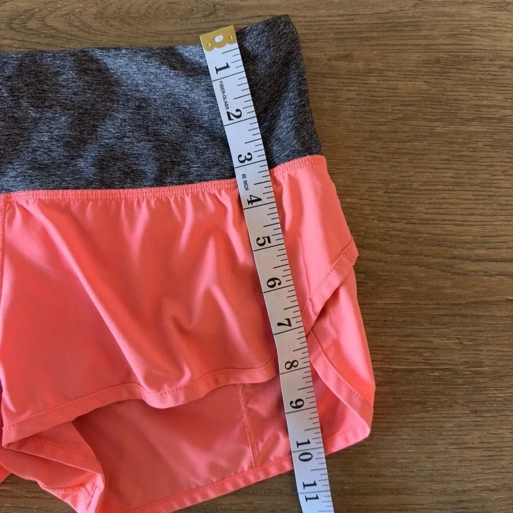 Lululemon Run: Speed Short *Block-It Pocket-Grapefruit-Style‎ # W7789S-Size 4